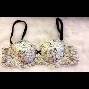White and black lace Victoria’s Secret Bra